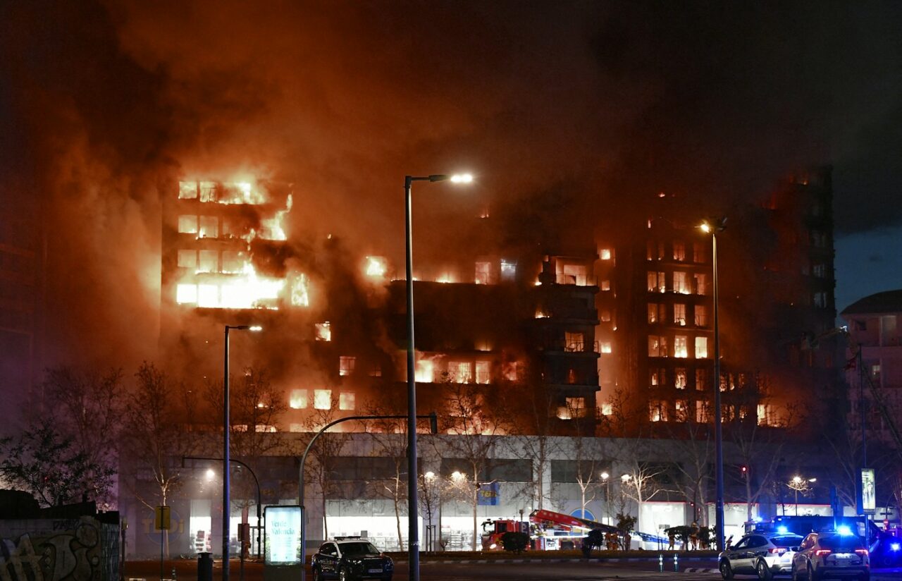 MAE confirmă: doi cetăţeni români, morți în incendiul din Valencia