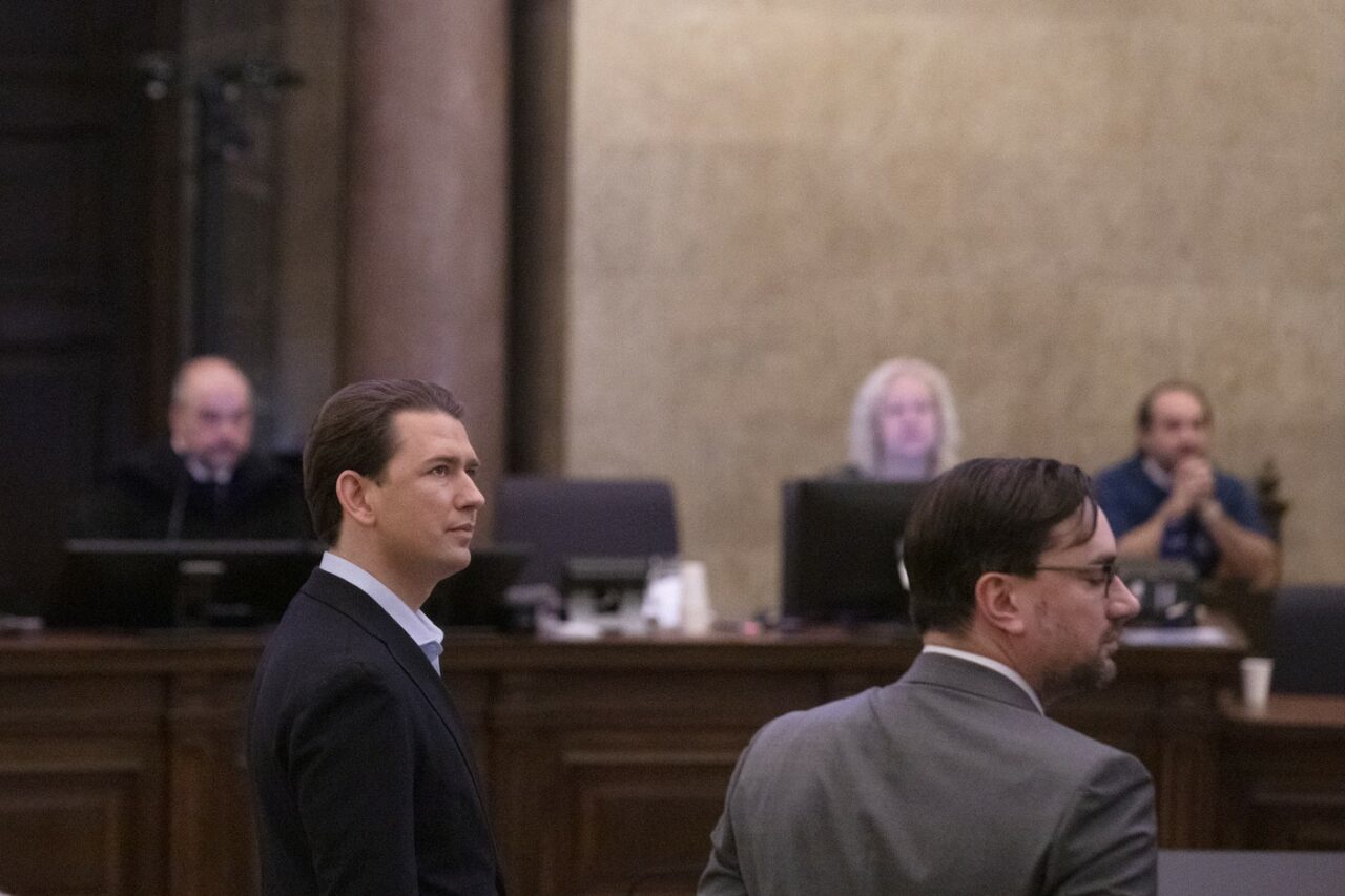 Fostul cancelar austriac Sebastian Kurz, CONDAMNAT pentru fals în declarații într-un caz de corupție