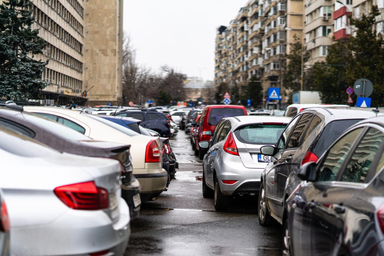 Dispar codurile QR pentru locurile de parcare din Sectorul 3. Ce a decis Primăria