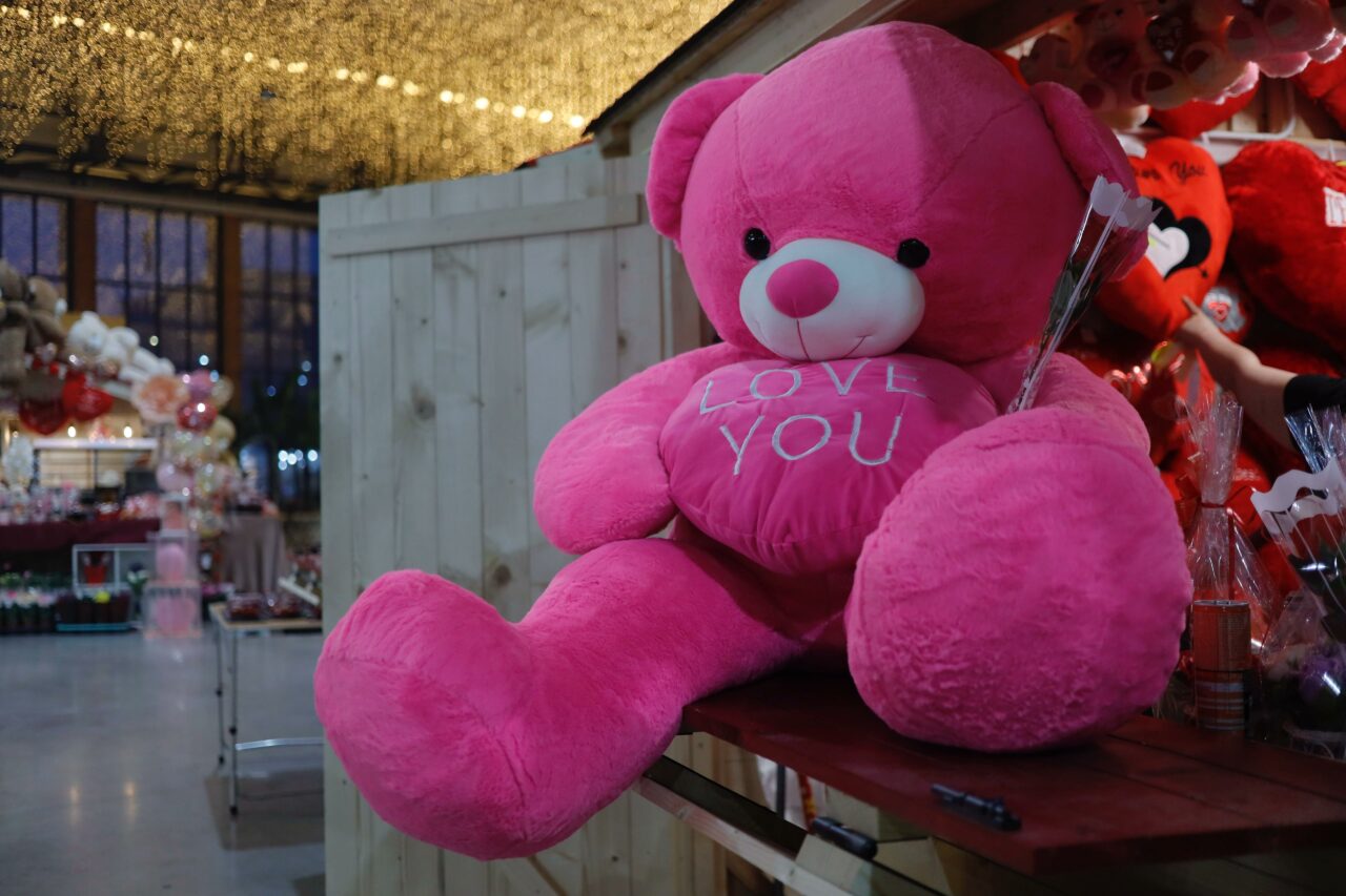 14 februarie | Istoria Valentine’s Day. Cine a fost Sfântul Valentin și când s-a sărbătorit prima oară Ziua îndrăgostiților