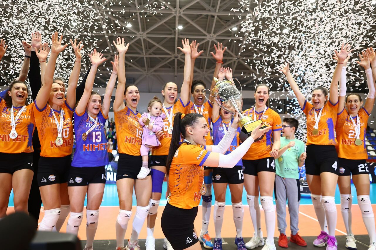 CSM Târgovişte a câştigat Cupa României la volei feminin. Meci dramatic cu Rapid Bucureşti