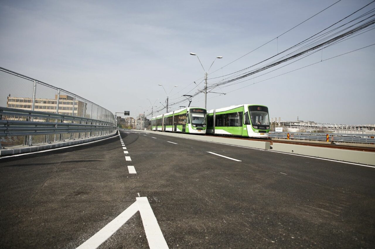 S-a redeschis circulația pe Podul GRANT din Bucureşti, pe sensul Crângași-Turda