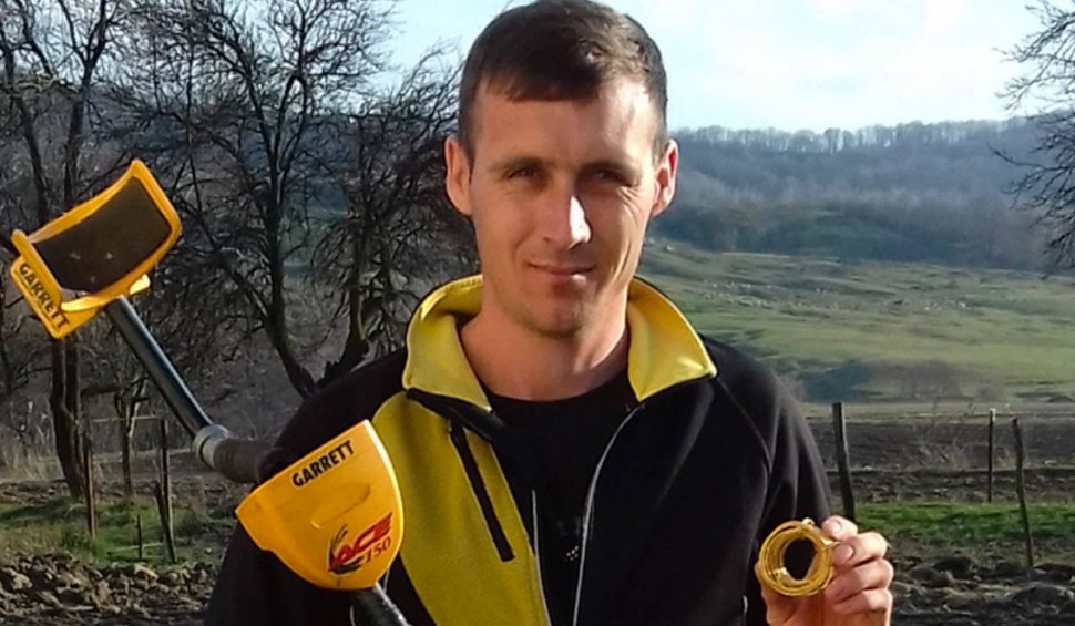 RECOMPENSA primită de un bărbat după ce a găsit brățări de aur tracice, cu un detector de metale: „Sunt mulțumit de sumă”