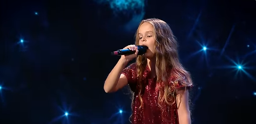 Fratele Mădălinei Manole, IMPRESIONAT de micuța Rebeca Rizea, de la „Românii au talent”, sosia perfectă a surorii sale: „Trebuia apăsat butonul auriu”