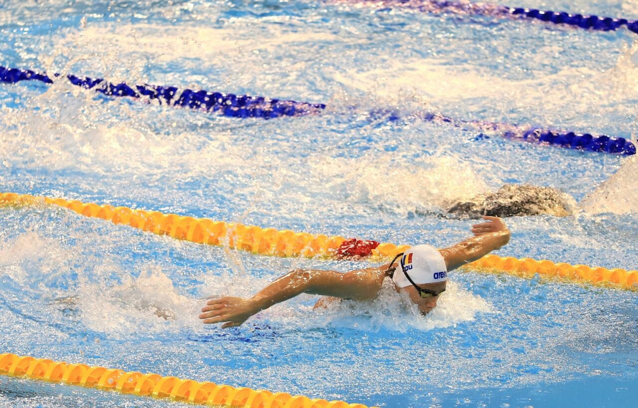 Care sunt plăcerile interzise ale CAMPIONILOR de la înot