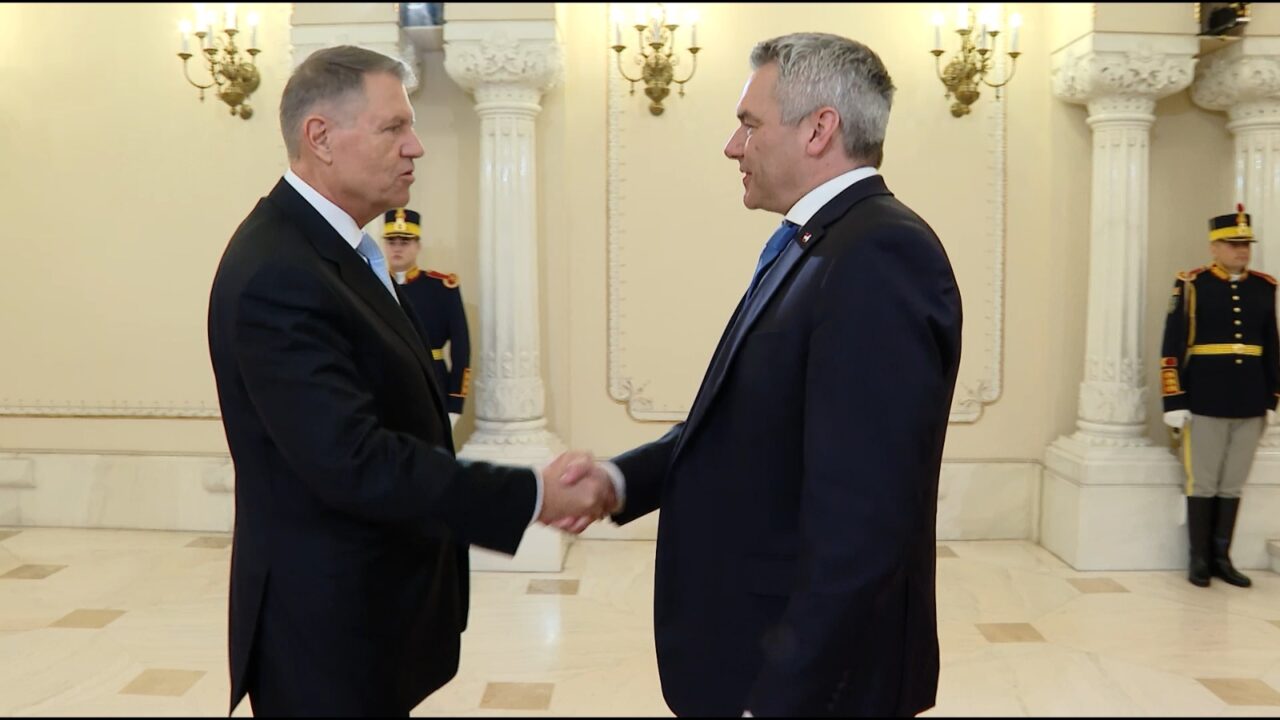 Klaus Iohannis discută la Palatul Cotroceni cu liderul austriac Karl Hehammer