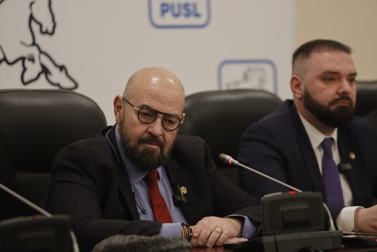 „Nu-mi fac probleme cu majoritatea din Consiliu” / Ce STRATEGIE are Piedone pentru Primăria Capitalei?
