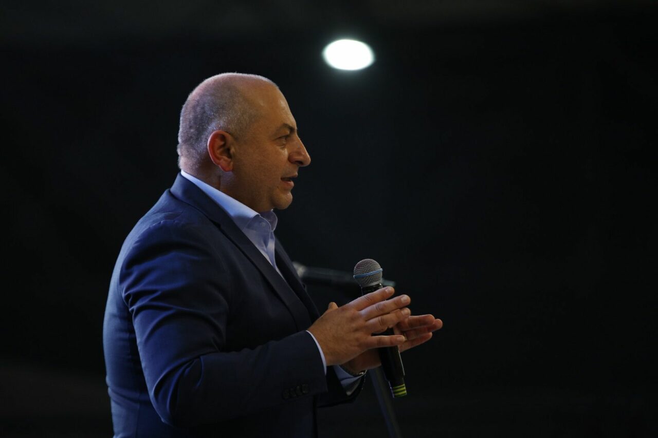 Cătălin Cîrstoiu intră în concediu, pentru campanie / „Bucureștenii își doresc un primar echilibrat care să dea sănătate orașului”