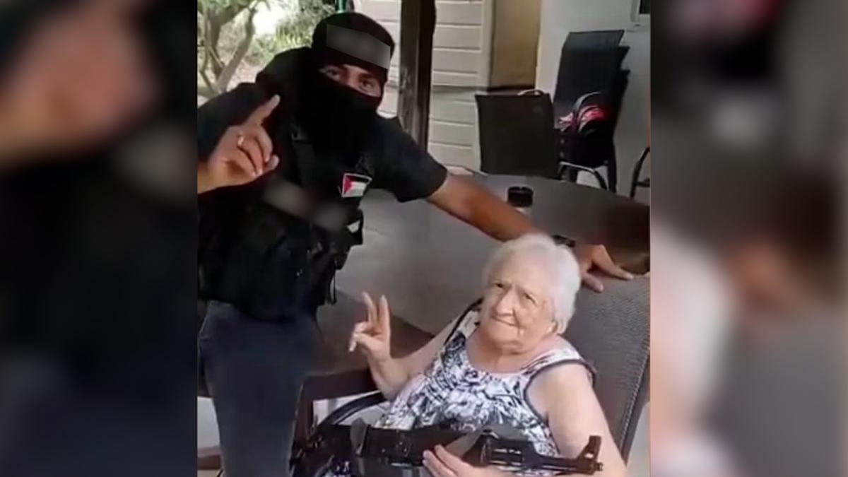 Cum a SCĂPAT o bătrână din mâinile teroriştilor Hamas, spunând numele lui Messi. Acum, femeia de 90 de ani speră să-şi revadă nepoţii ţinuţi ostatici