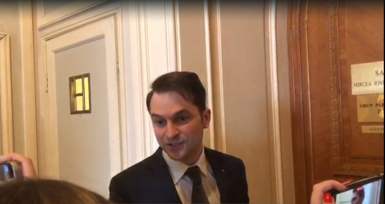 Sebastian Burduja, convins că PSD și PNL îl pot crește pe Cîrstoiu / „Contează ce se întâmplă pe 9 iunie”