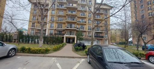 Care este prețul unui apartament de 2 camere aflat în Cosmopolis, lângă Bucureşti, vândut de ANAF