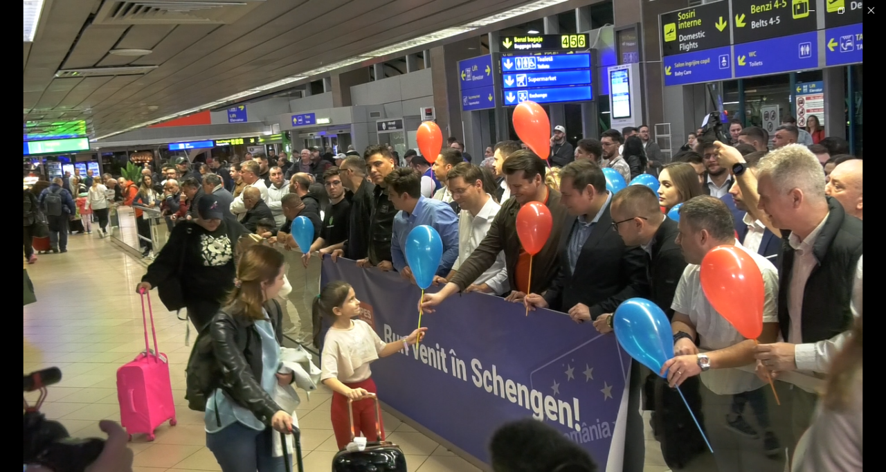 Suntem în Schengen! Pasagerii cursei din Austria au fost primii care s-au bucurat de acest moment