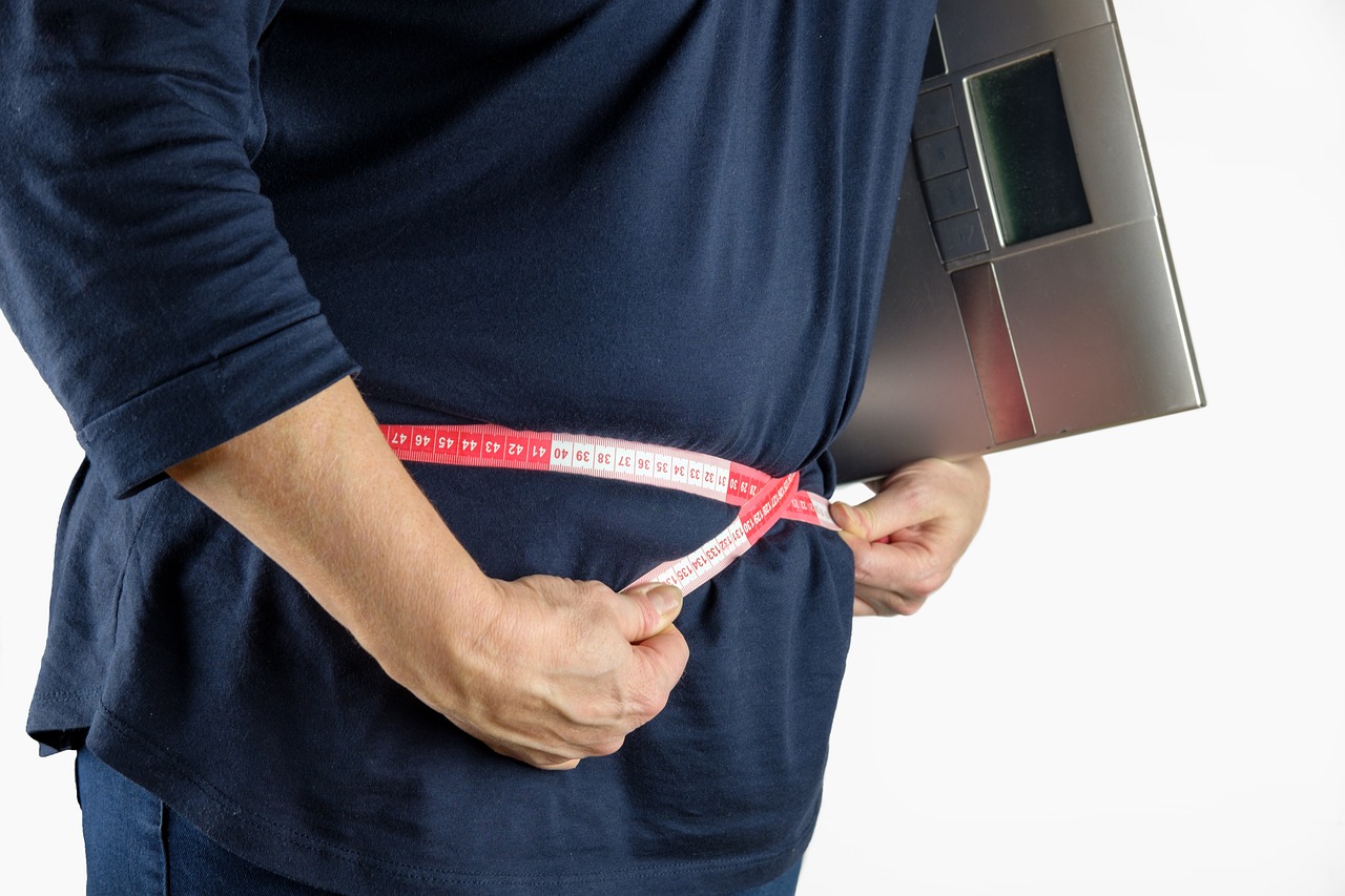 Răsfățul ALIMENTAR care te îmbătrânește înainte de termen. Renunță urgent la „viciu”