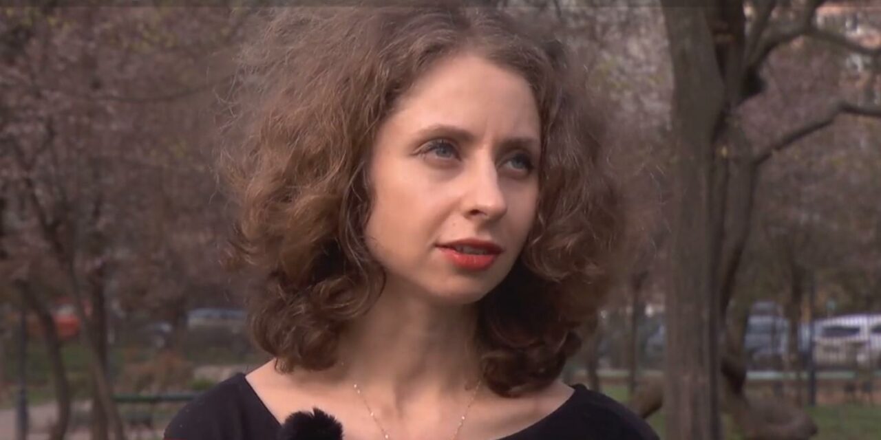 Petra Pintelei, o tânără NEVĂZĂTOARE, „virală” pe TikTok. Românii sunt fascinați de ea! „Am o viață așa cum…”