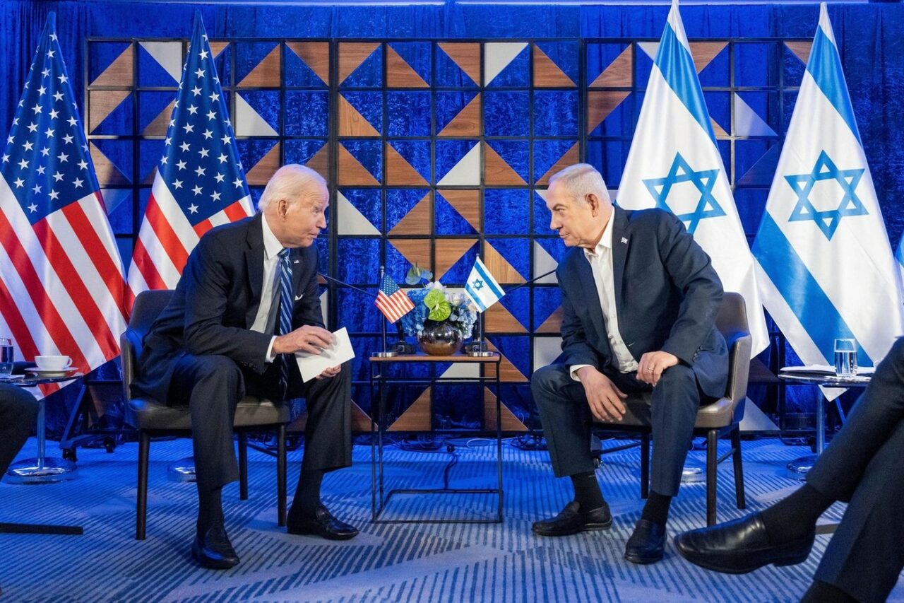 Biden a vorbit cu Netanyahu despre operațiunea din Rafah și despre intensificarea ASISTENȚEI umanitare în Gaza, pe fondul tensiunilor