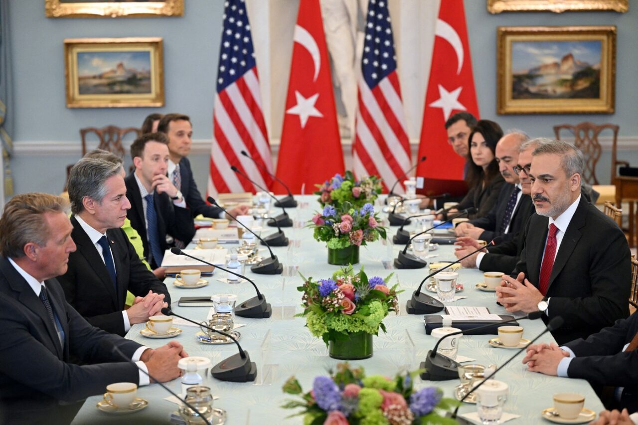 Washingtonul continuă intens eforturile pentru un ARMISTIȚIU în Fâșia Gaza /Blinken: ”Mingea este în terenul” grupului Hamas