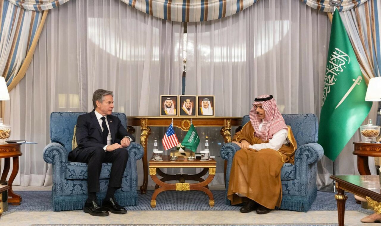 Doar ”câteva probleme” rămân de rezolvat pentru NORMALIZAREA relațiilor Arabiei Saudite cu Israelul /Washingtonul cere armistițiu în Fâșia Gaza