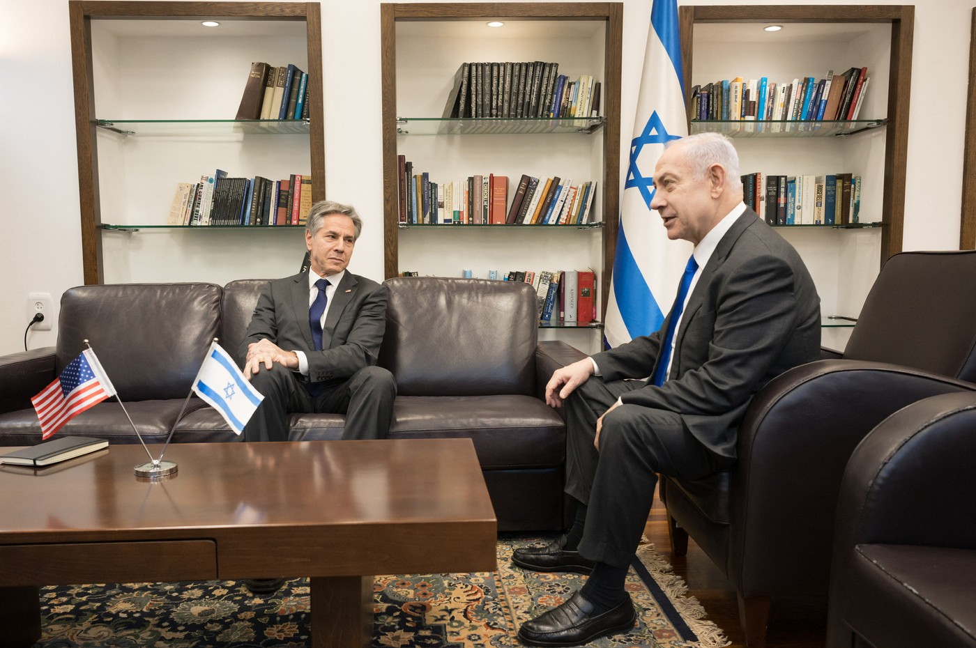 RĂZBOI Israel-Hamas, ziua 318. Blinken revine în Orientul Mijlociu/Tensiuni la Londra