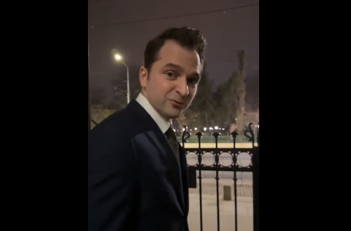 Burduja a mers la Primăria Capitalei pentru „a lucra pe buget”: „Nicușor Dan a spus că este disponibil până la miezul nopții. Nu l-am găsit”
