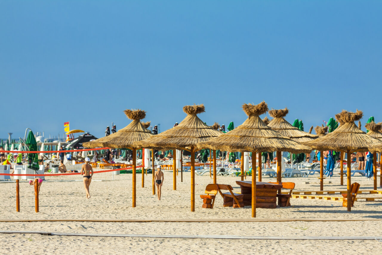 Stațiunea de pe litoral care va RENAȘTE de la 1 mai. Deși turiștii o evită de multe ori, autoritățile au planuri mari