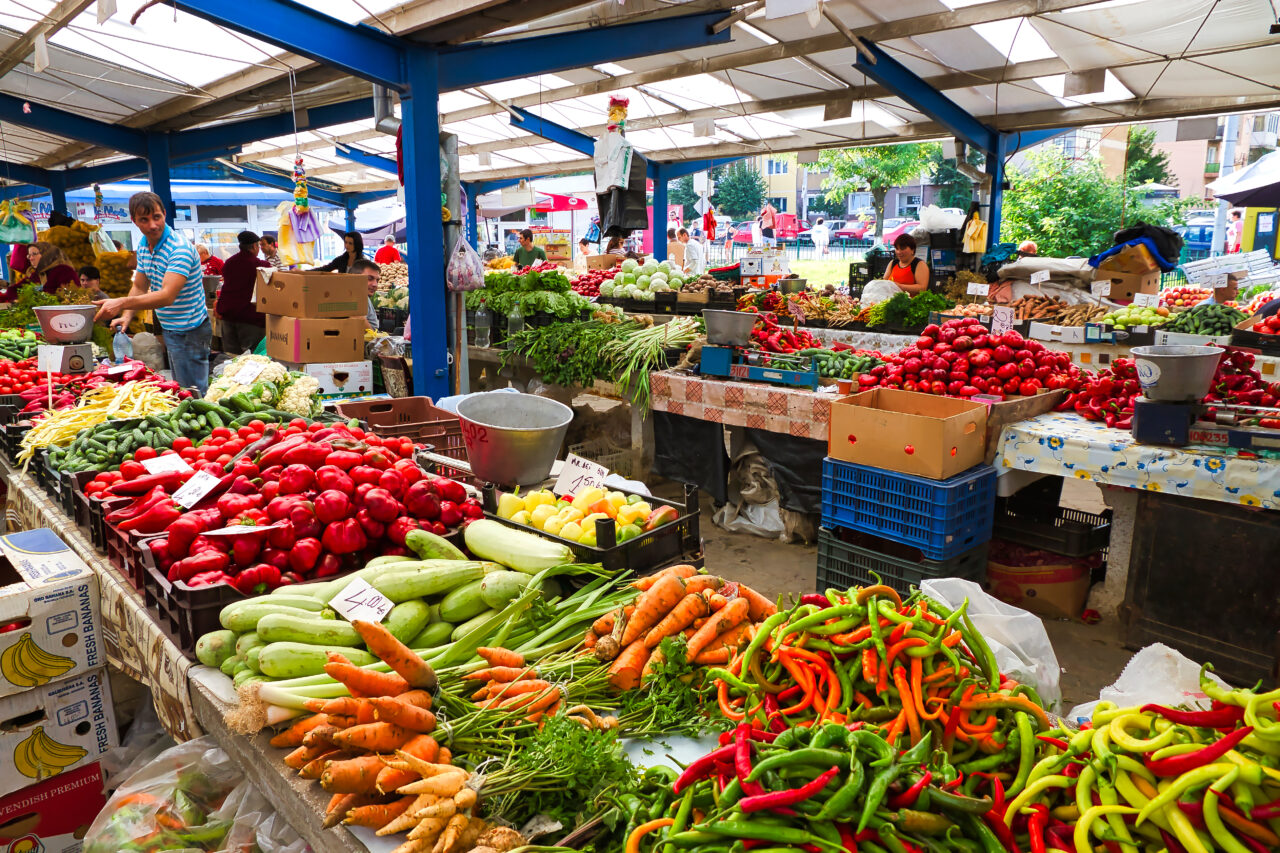Planta-minune care costă 2 lei în piețe și pe care nutriționiștii o recomandă tuturor. Are un puternic efect antioxidant
