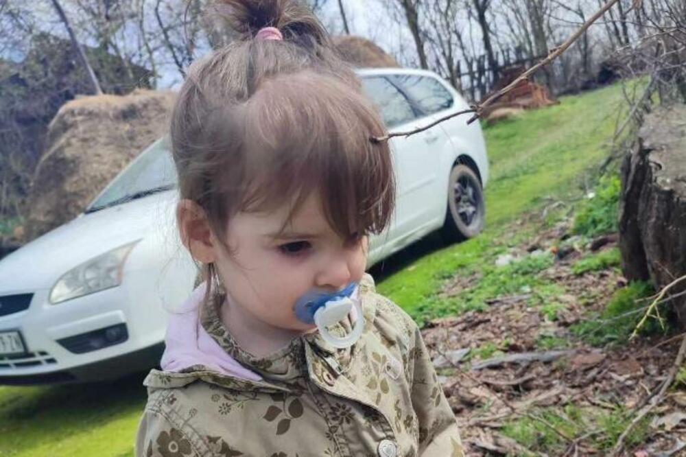 Două românce, bănuite că au răpit-o pe micuța Danka, fetița de 2 ani, din Serbia, DISPĂRUTĂ de acasă/Interlopul o caută pe copilă