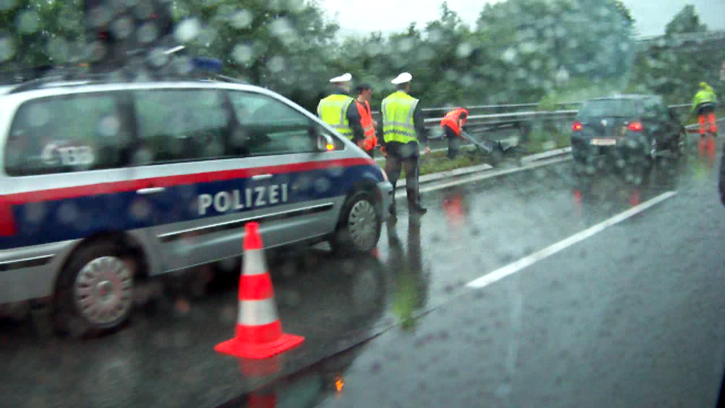 Șofer român, proaspăt tătic, mort pe o șosea din AUSTRIA. Bărbatul a fost strivit de betoniera cu care s-a răsturnat