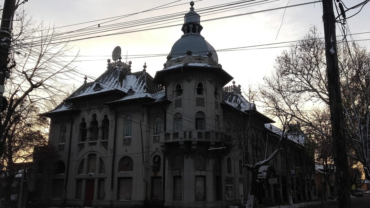 Un oraș din județul Olt a fost desemnat cel mai URÂT din România
