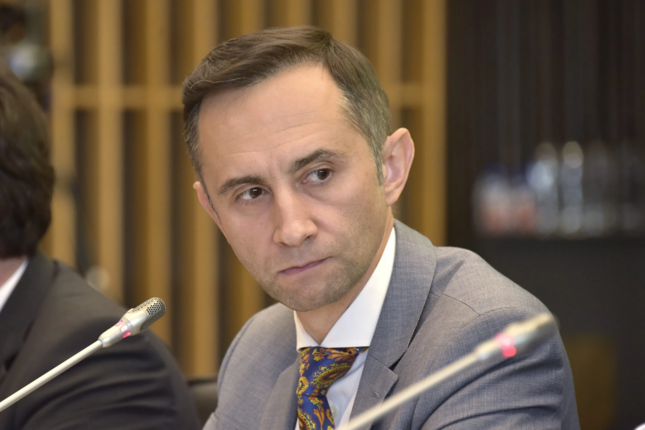 Alin Nica neagă afirmațiile lui Alfred SIMONIS / „E o declarație hilară și dacă el chiar crede că eu m-am gândit măcar o clipă să merg la PSD”