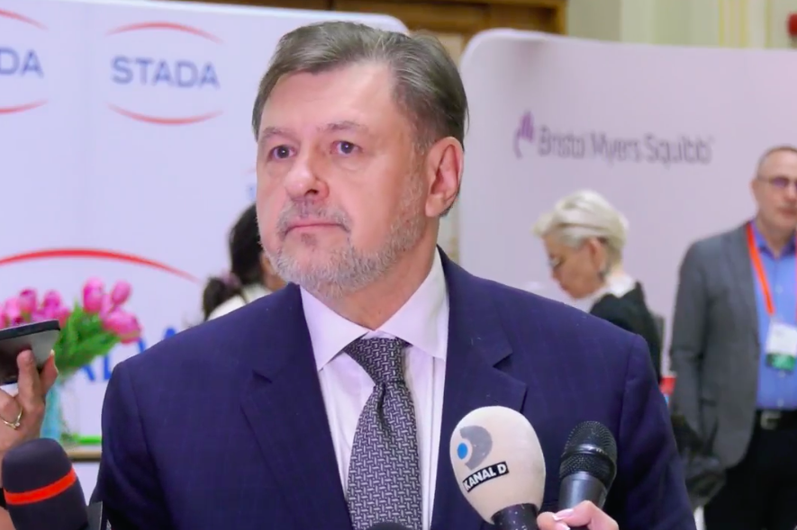 Alexandru Rafila: Medicii care lucrează în instituţiile publice ar trebui să declare pe PROPRIE RĂSPUNDERE că nu direcţionează pacienţi la privat