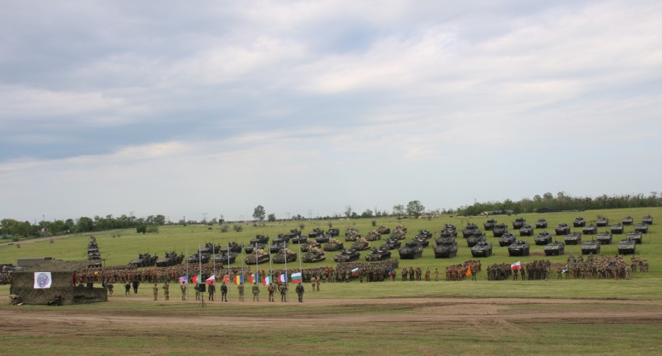 40 de militari din forțele terestre, aeriene și navale participă la un EXERCIȚIU de instrucție în județul Tulcea