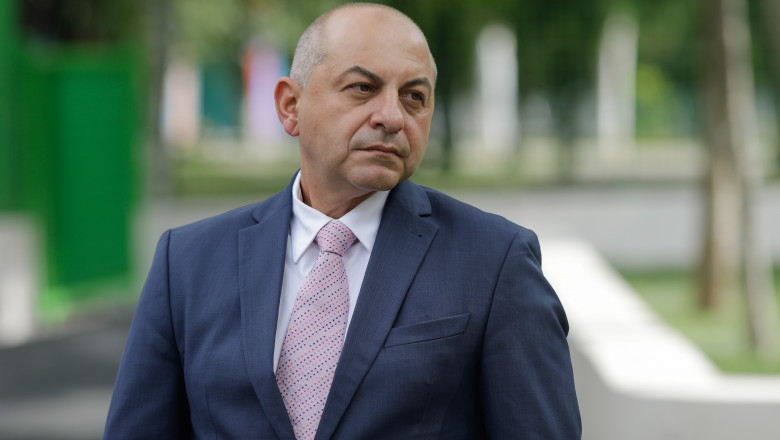Cătălin Cîrstoiu clarifică acuzațiile de incompatibilitate: „Mesajele sunt TRUNCHIATE. Nu am încasat niciun ban. Am făcut-o din devotament”
