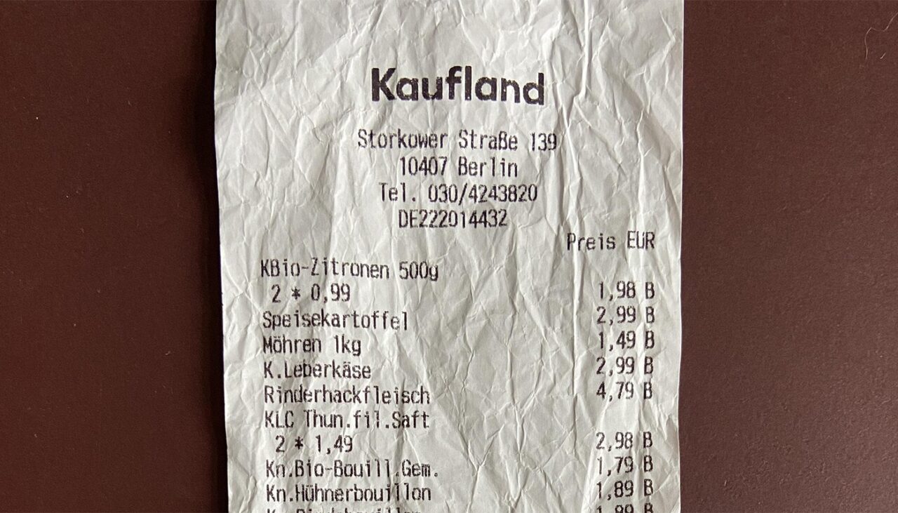 Ce poți cumpăra cu 55€ (273 lei) într-un supermarket Kaufland din Germania. Poți trăi 7 zile cu aceste alimente!