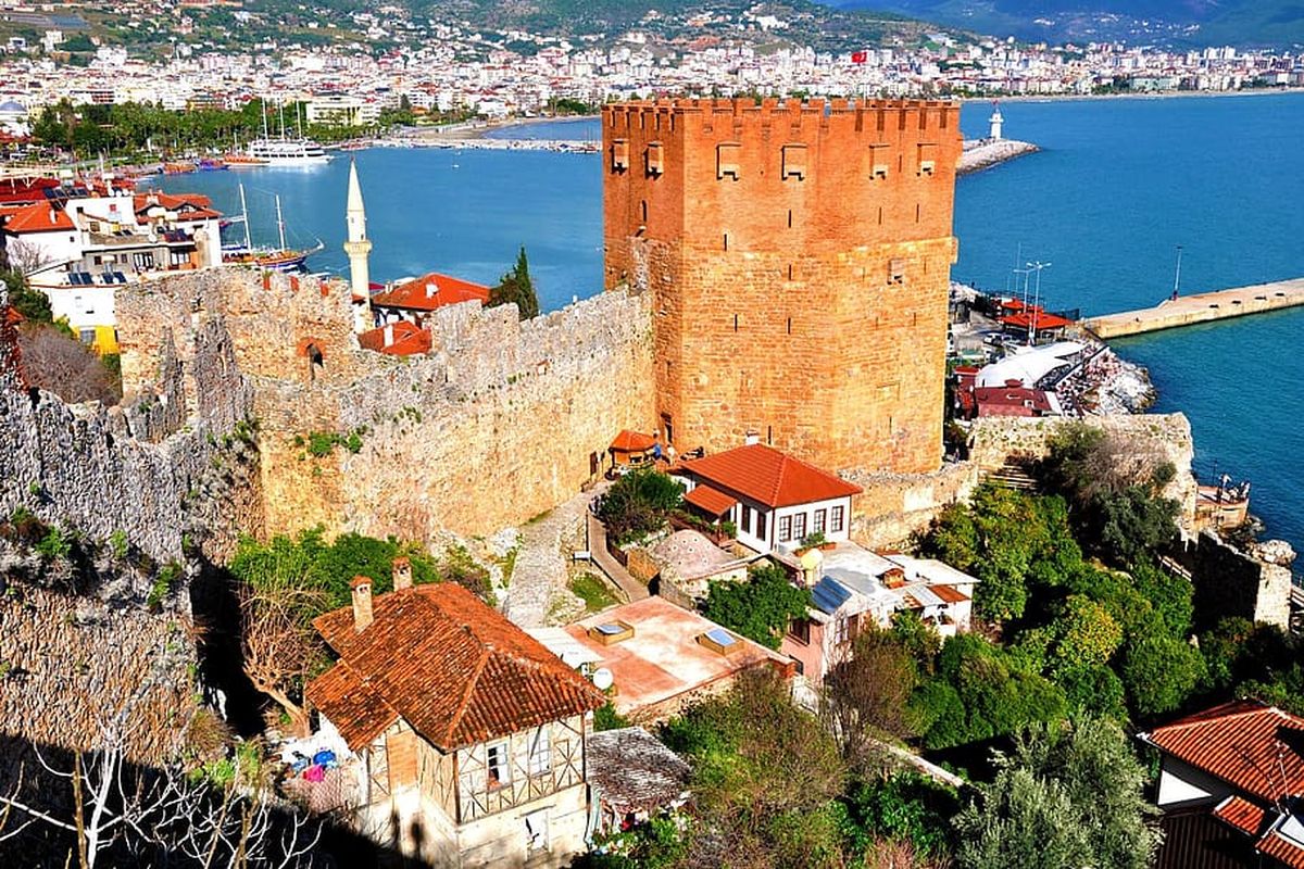 (P) Moduri în care se manifestă ospitalitatea turcilor, într-o vacanță în Antalya