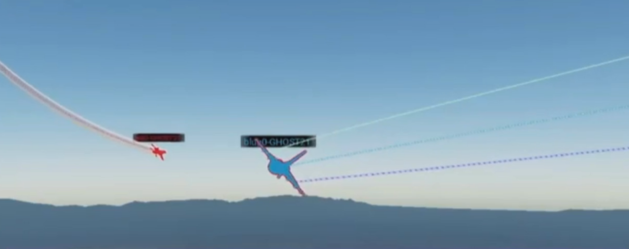 PREMIERĂ în aviația americană: Un F16 modificat ca să fie controlat de Inteligența Artificială și un altul pilotat de un om s-a duelat în aer