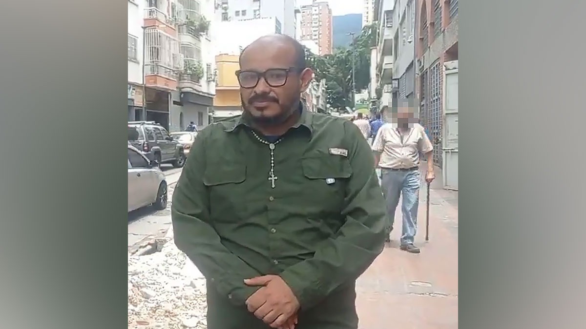 Activistul Carlos Julio Rojas, arestat pentru un complot închipuit împotriva dictatorului Venezuelei, Nicolas Maduro