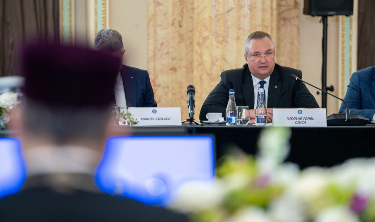 Nicolae Ciucă, întâlnire cu reprezentanţii cultelor recunoscute în România: Oamenii au nevoie de REPERE şi TRADIȚII