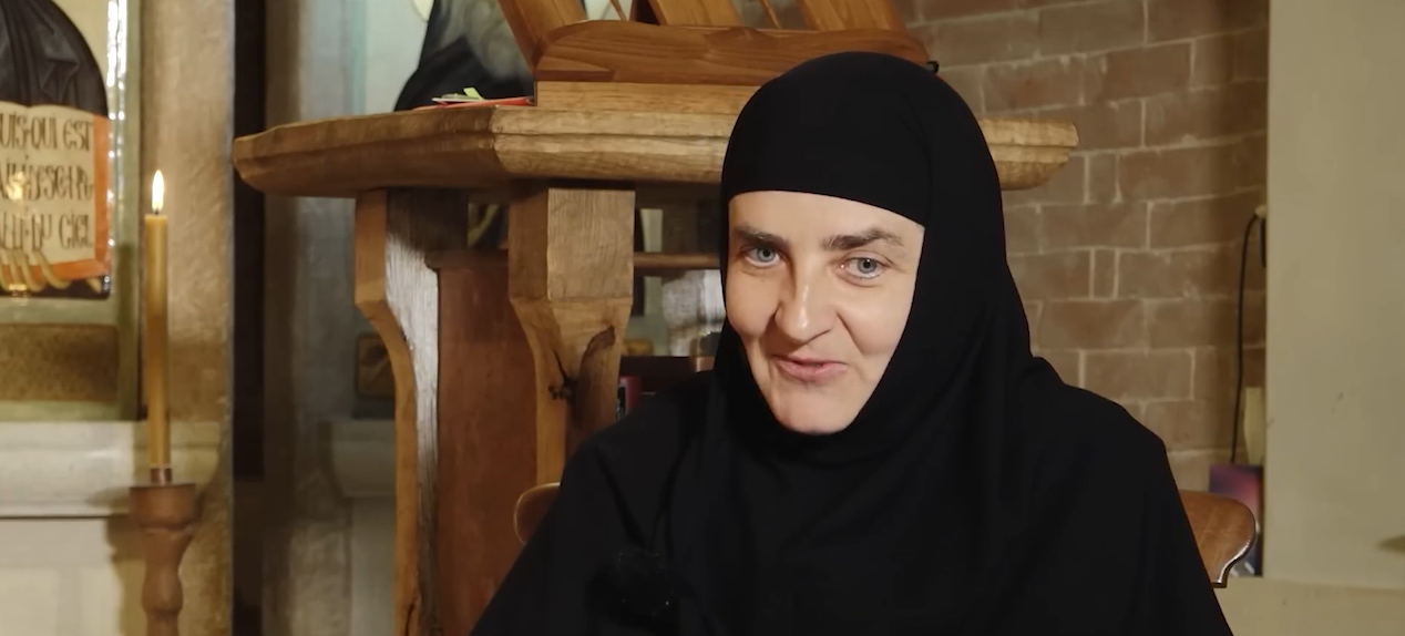 Stareța singurei mănăstiri ortodoxe din Elveția: „Chiar dacă Dumnezeu nu ne dă ceea ce cerem, tot trebuie să ne bucurăm. Asta ne aduce libertate”