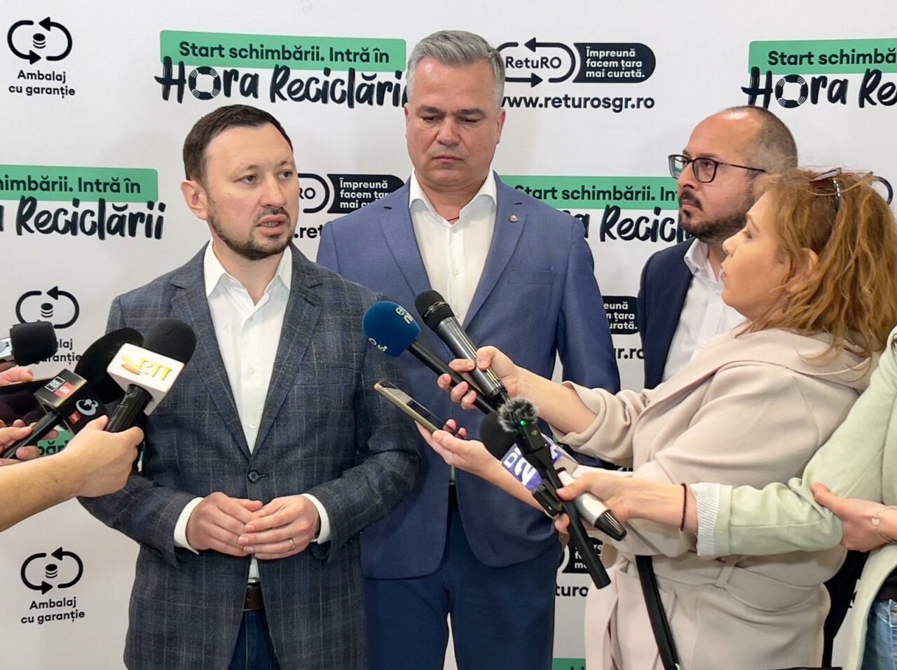 Mircea Fechet la Brașov: Am colectat în martie aproape 80 de milioane de ambalaje