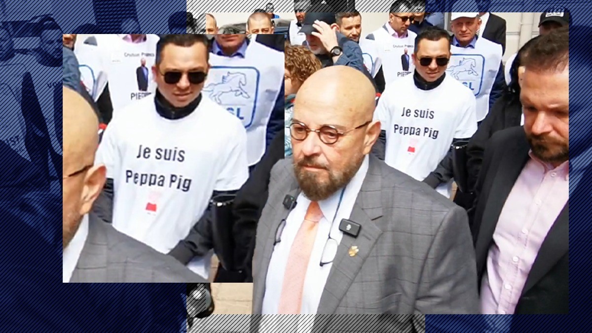 Lansarea candidaturii lui Cristian Popescu PIEDONE/ Susținătorii au îmbrăcat tricouri cu mesajele „Je suis PEPPA PIG” și „Și eu sunt INTERLOP”