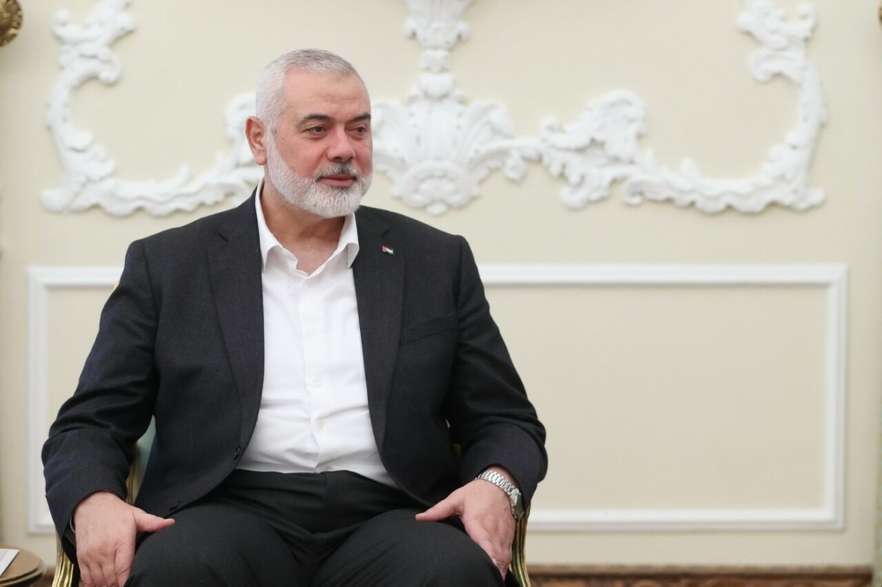 Israelul anunță că a ARESTAT-O pe Sabah Abdel Salam Haniyeh, sora liderului Hamas. Ce acuzații i se aduc