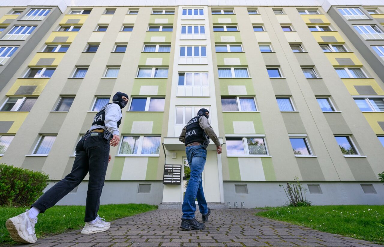 Consilierul unui eurodeputat german, arestat pentru spionaj în favoarea CHINEI /Parlamentul European l-a suspendat din funcție