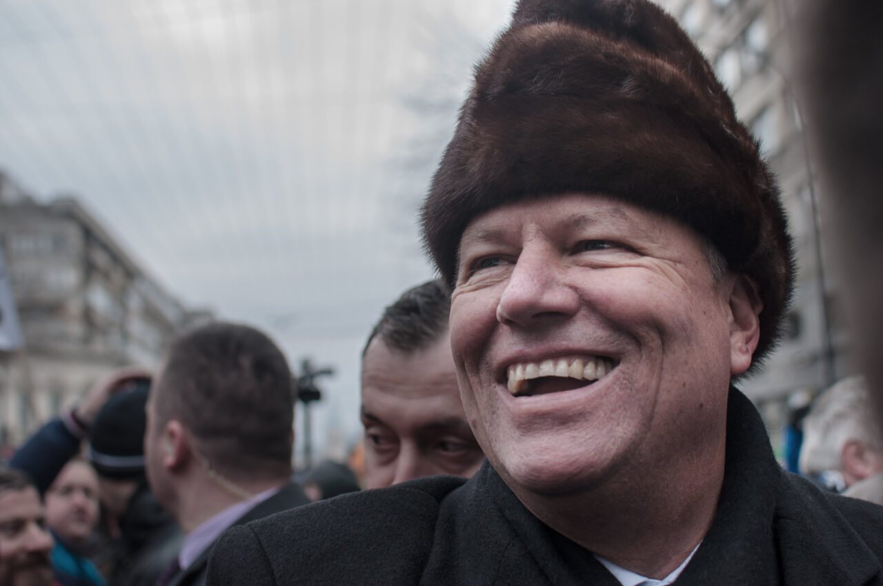 Cât costă aeronava cu care s-a deplasat președintele Klaus Iohannis în vizita din Coreea de Sud