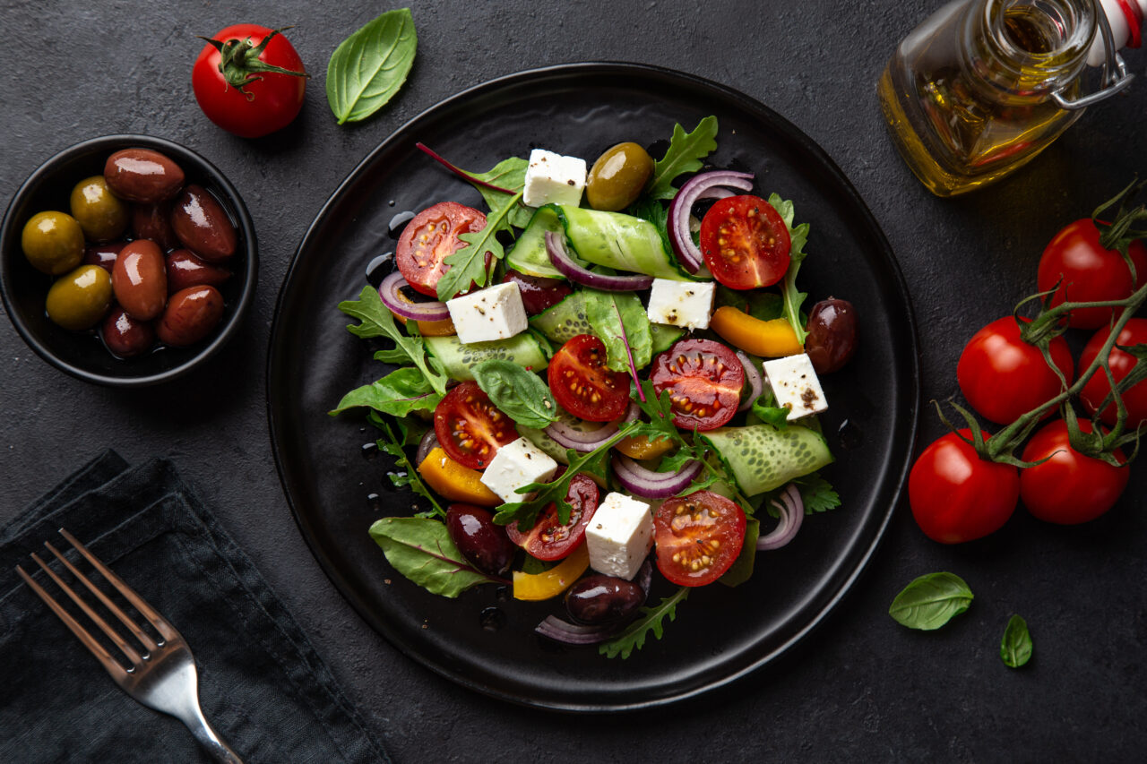 Ce este poterium, noua plantă la MODĂ în România. Are gust de castravete iute și poate înlocui cu succes salata