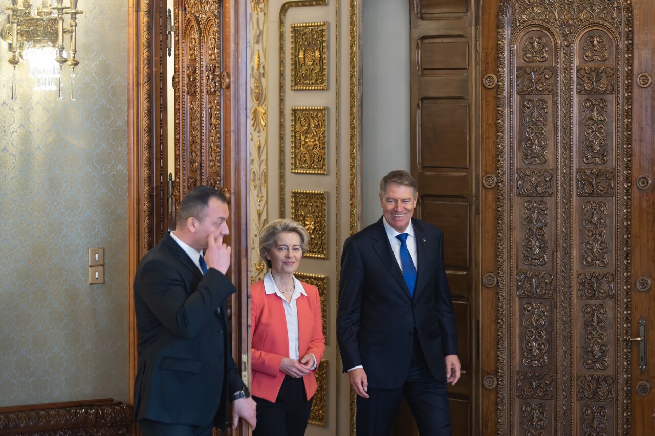 Ce șanse are Klaus Iohannis să o înlocuiască pe URSULA von der Leyen la șefia Comisiei Europene