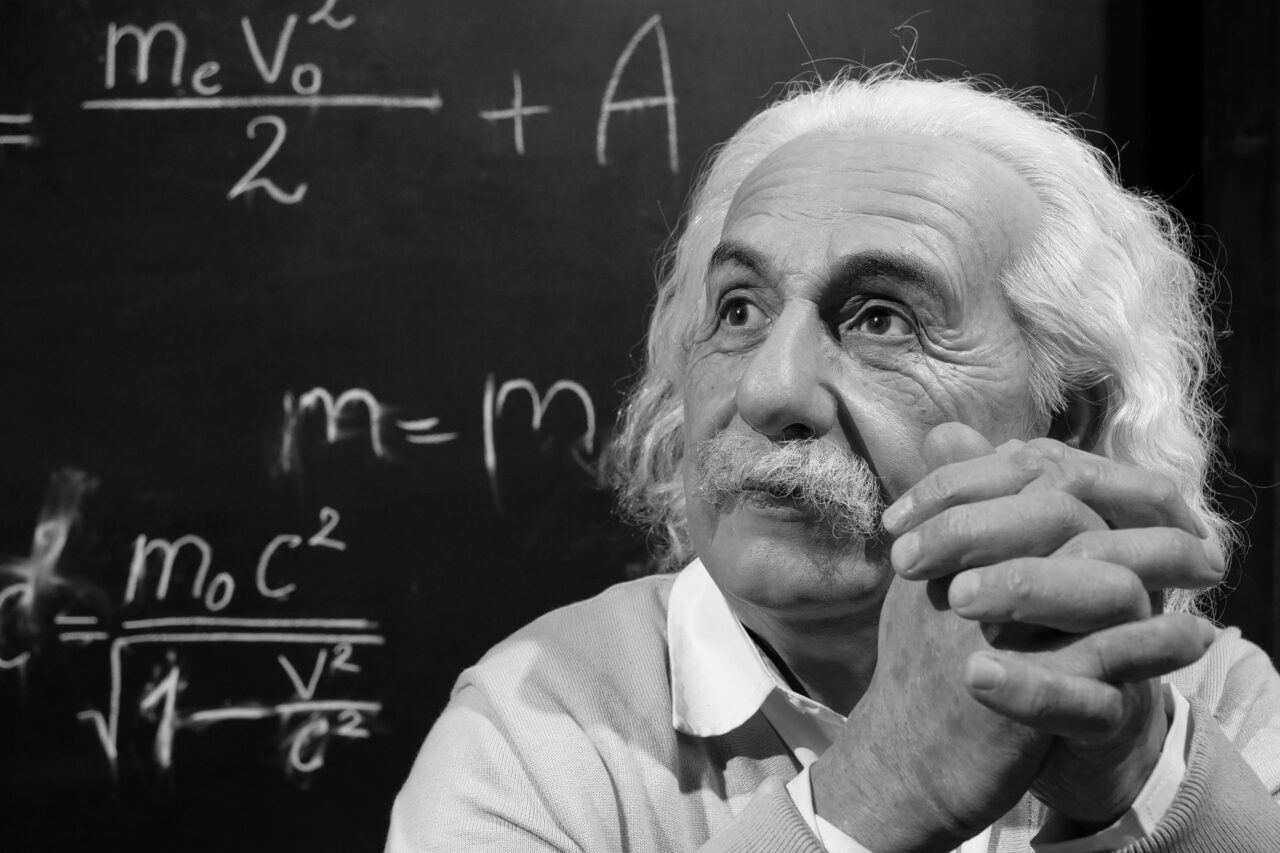18 aprilie, calendarul zilei: Ziua Internațională a Monumentelor și Locurilor Istorice / Înceta din viață Albert Einstein
