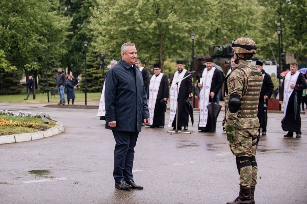 Nicolae Ciucă, mesaj de ZIUA VICTORIEI: Aduc OMAGIUL meu militarilor români care au luptat în al Doilea Război Mondial