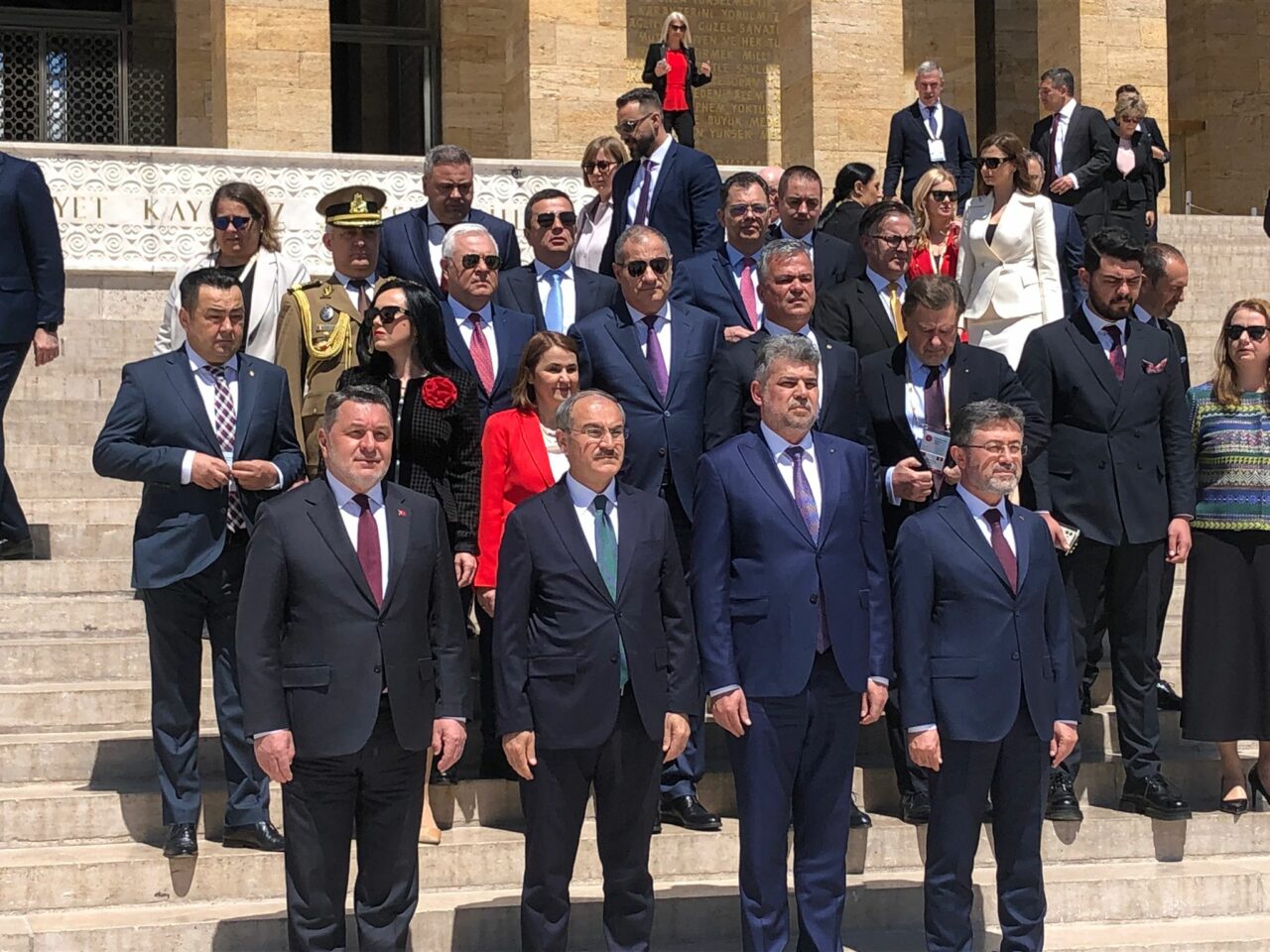 Premierul Marcel CIOLACU este primit de Recep Tayyip Erdoğan, la Palatul Prezidențial