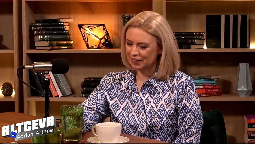 Andreea Liptak a povestit cum a soțul său i-a dat întâlnire… prin EMAIL: „Un gentleman, extrem de politicos, nu a îndrăznit să mă sune”
