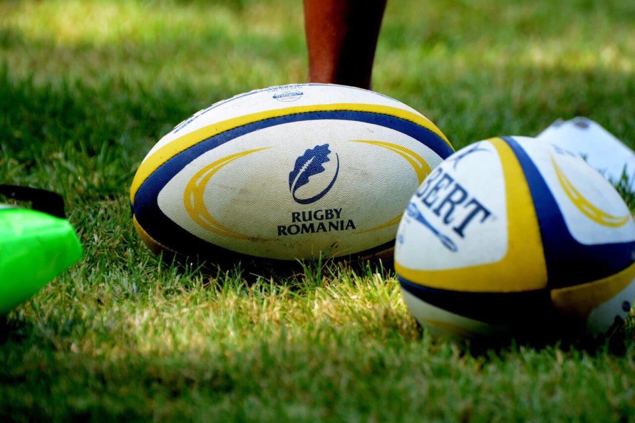 Banderole albe pentru RUGBIȘTII care joacă în partide la aniversarea a 100 de ani de la prima medalie olimpică! De ce se protestează